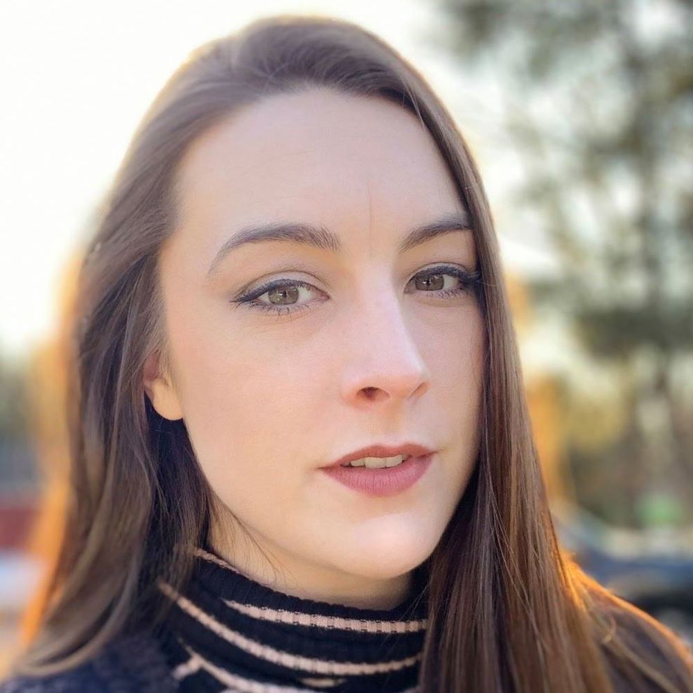 Meet your Posher, Victoria